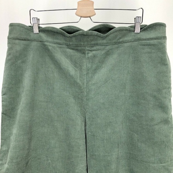 Moss Sage Green Scalloped Edge High Waisted Wide Leg Crop Corduroy Pants by BP - Picture 3 of 7